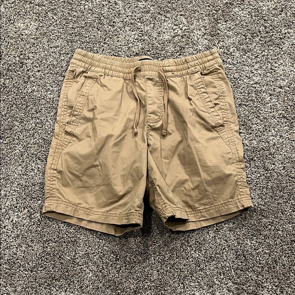 Men’s small khaki brown twill shorts